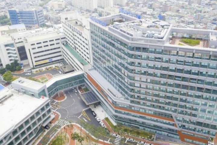 Daegu Catholic University Medical Center +82-650-3000 www.dcmc.co.kr. Daegu Nam-gu Duryugongwon-ro 17gil 33.JPG